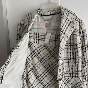 Brand new White House black market skirt suite set